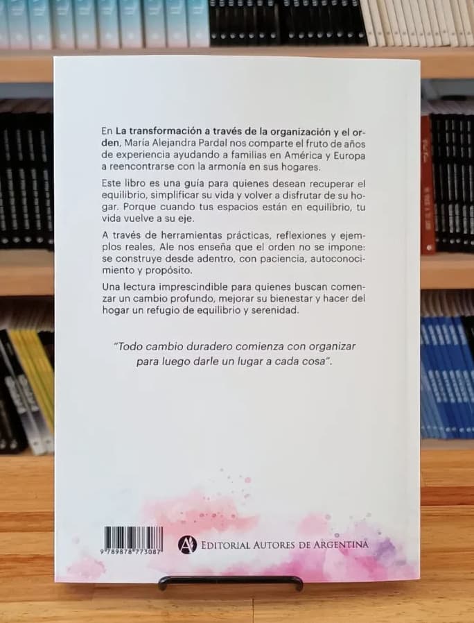 Contratapa del libro, con la sinopsis y el sello de Editorial Autores de Argentina